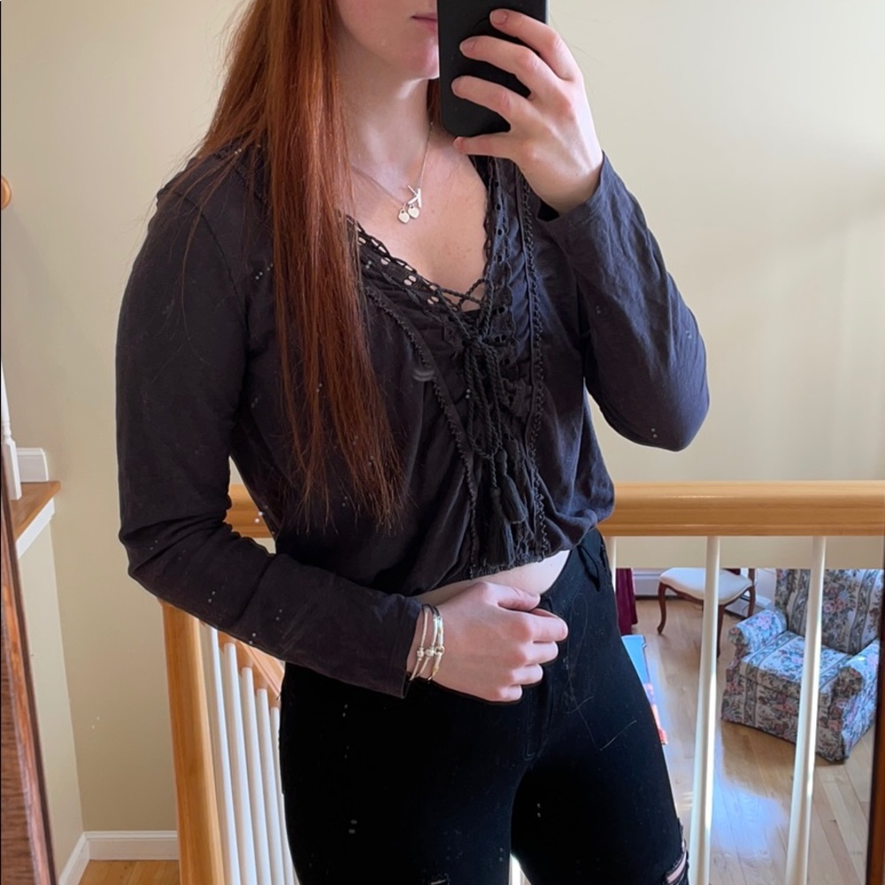 NWOT American Eagle Large Lace Up Long Sleeve